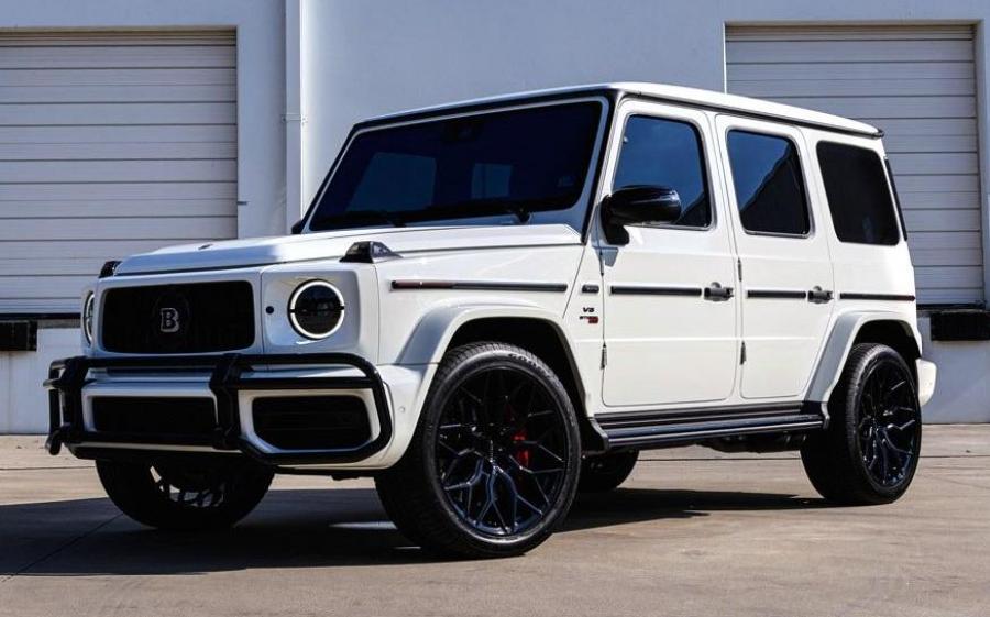 Mercedes-AMG G63 700 by Brabus & Designo Motoring on Vossen Wheels (HF-2) '2019